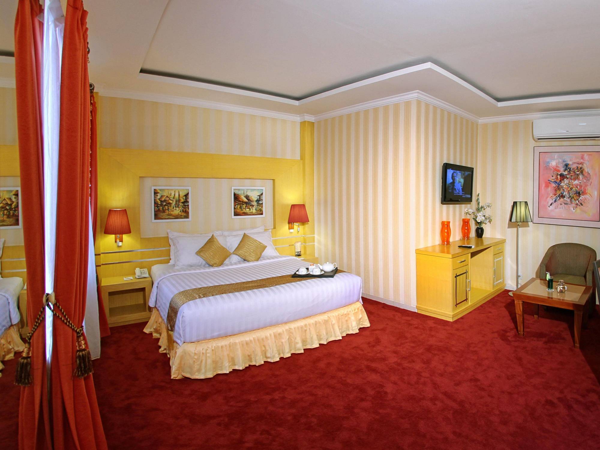The Aliga Hotel Padang  Bagian luar foto